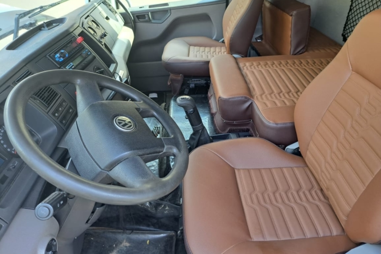 Volkswagen 25 390 - 13/13 5
