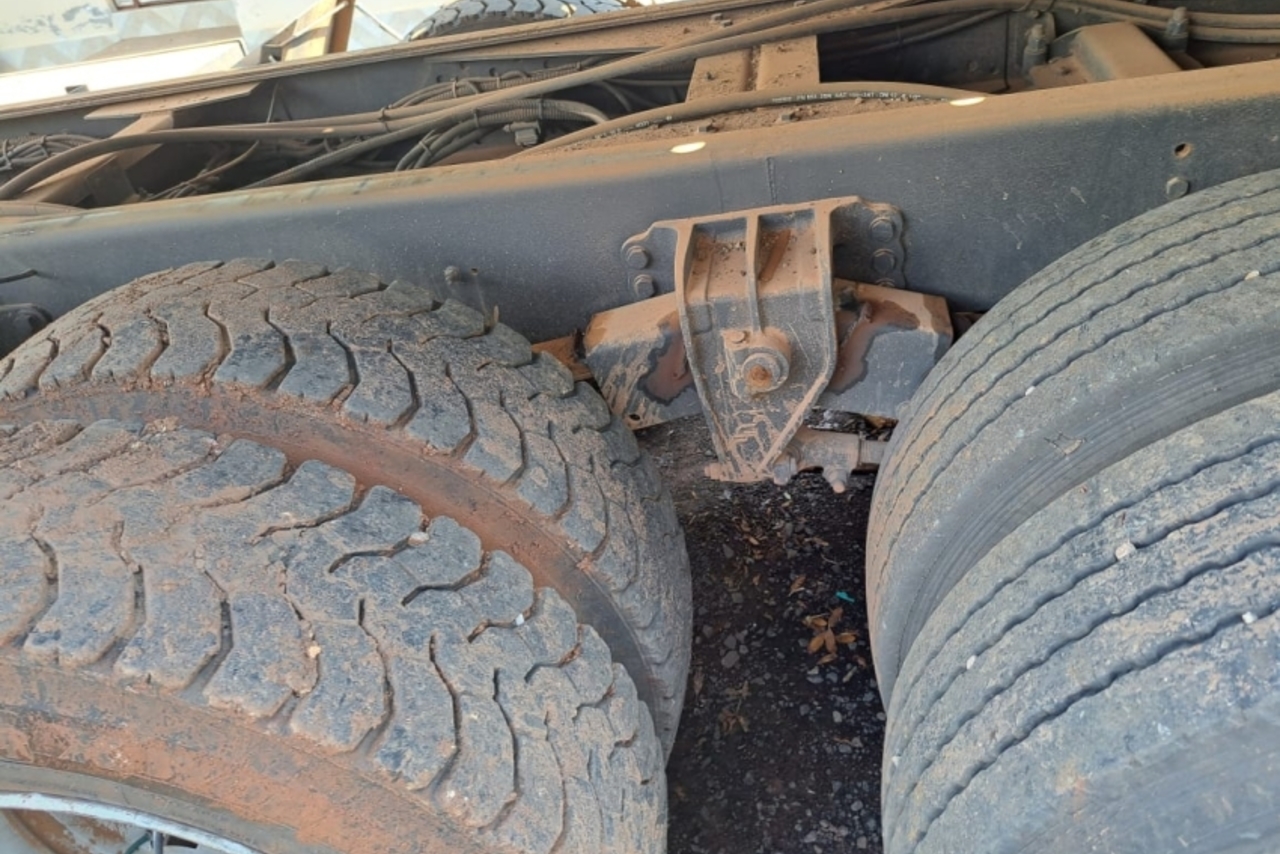 Volkswagen 25 390 - 13/13 12
