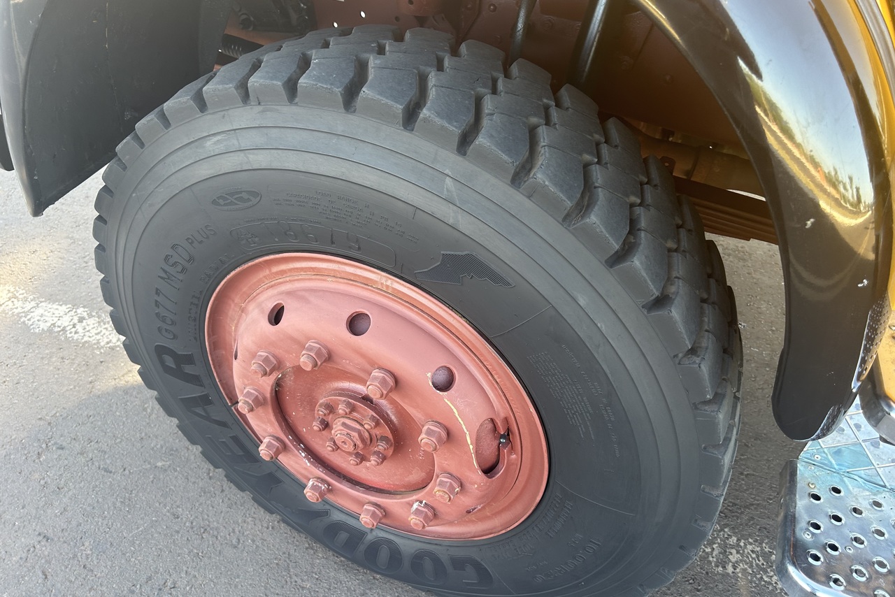 Mercedes Benz MB 1317 - 89/89 2