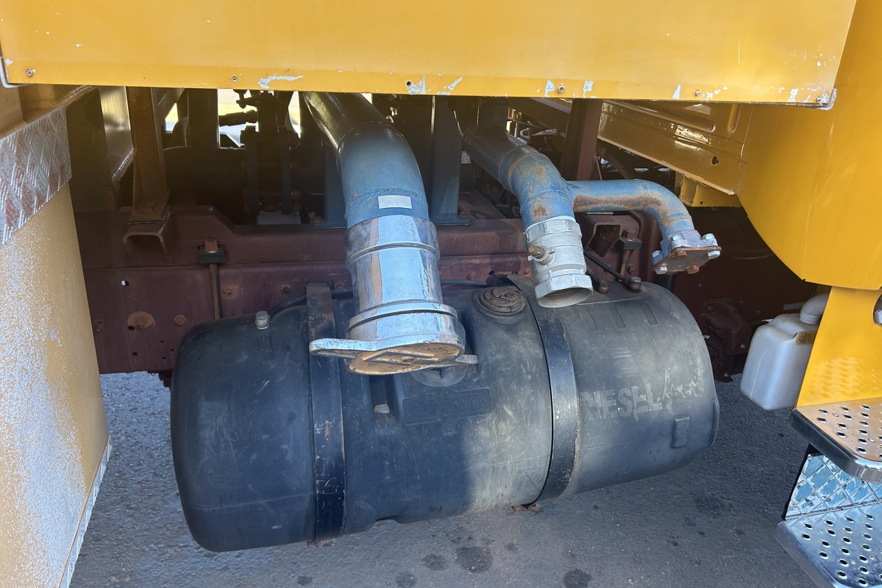 Mercedes Benz MB 1317 - 89/89 9