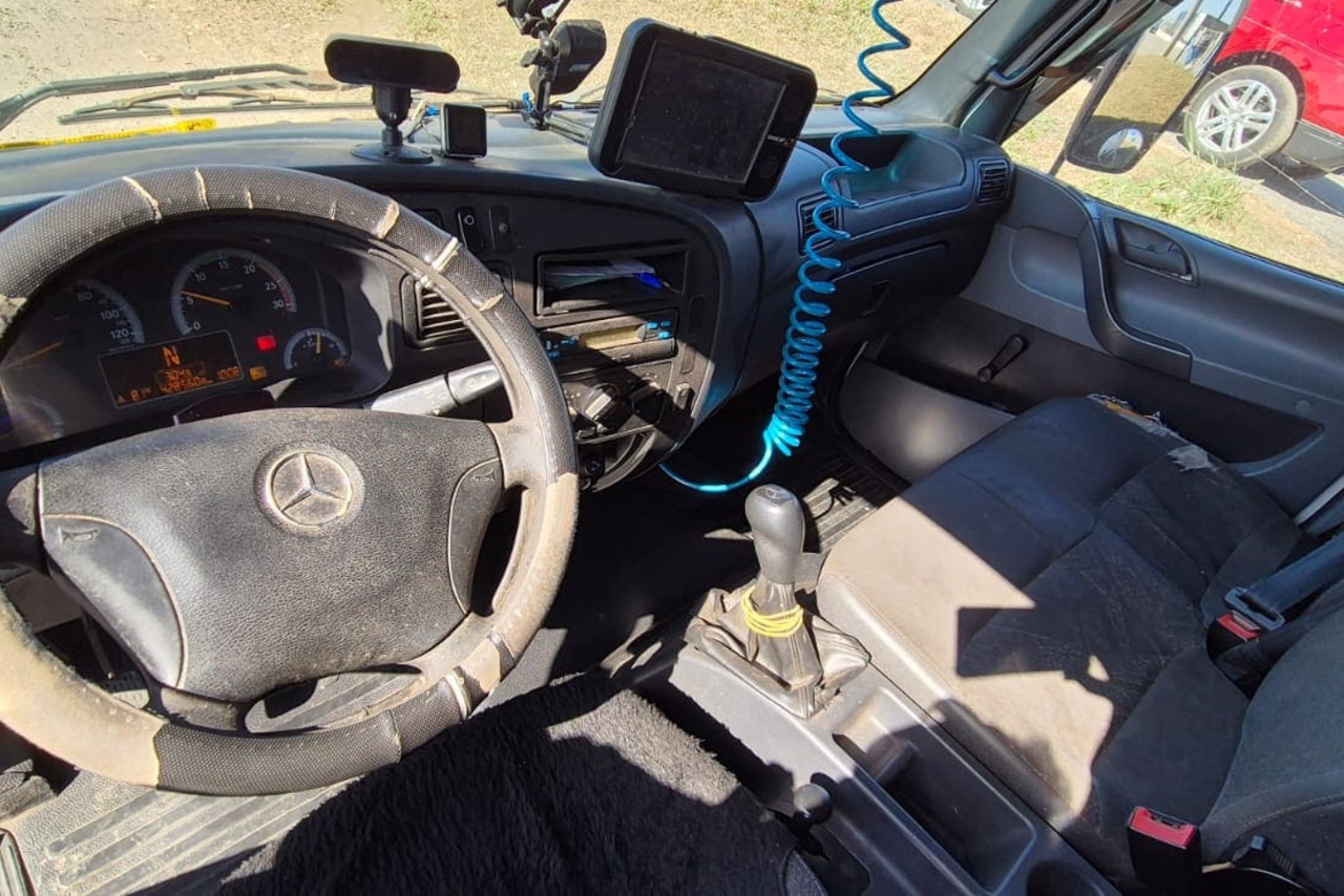 Mercedes Benz Accelo 1016 - 13/13 17