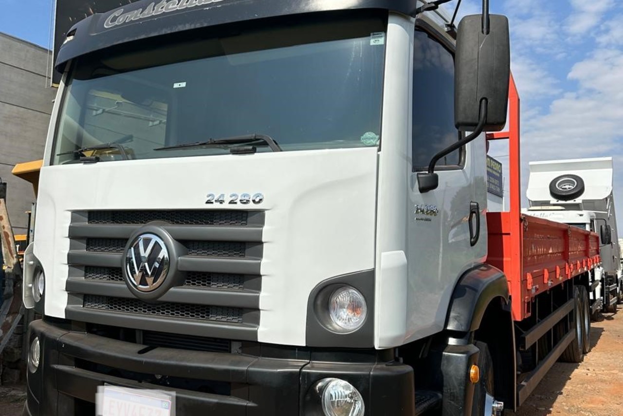 Volkswagen 24-280 E Constellation 6x2 - 12/12 2