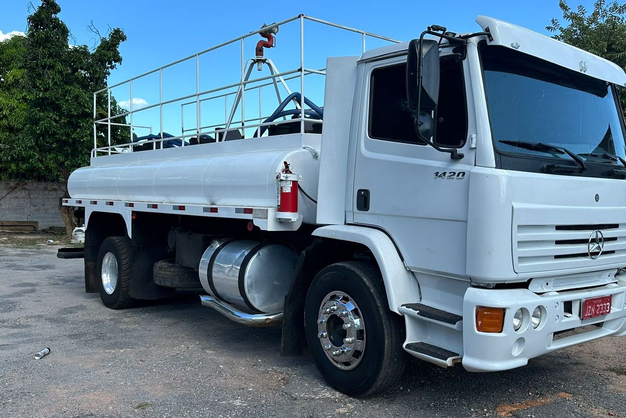Mercedes Benz MB 1420 - 02/02 6
