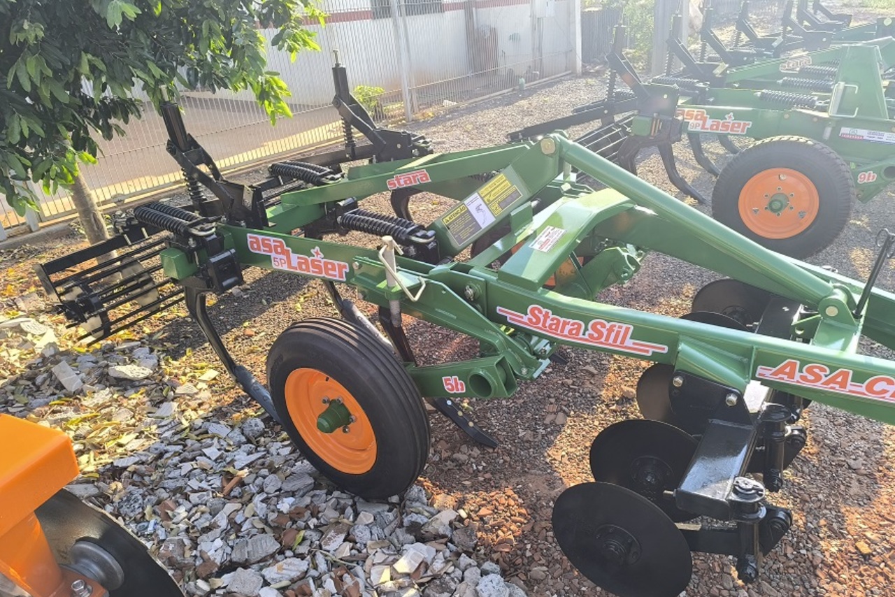 Stara 5 Hastes Controle Remoto - 05/05 3