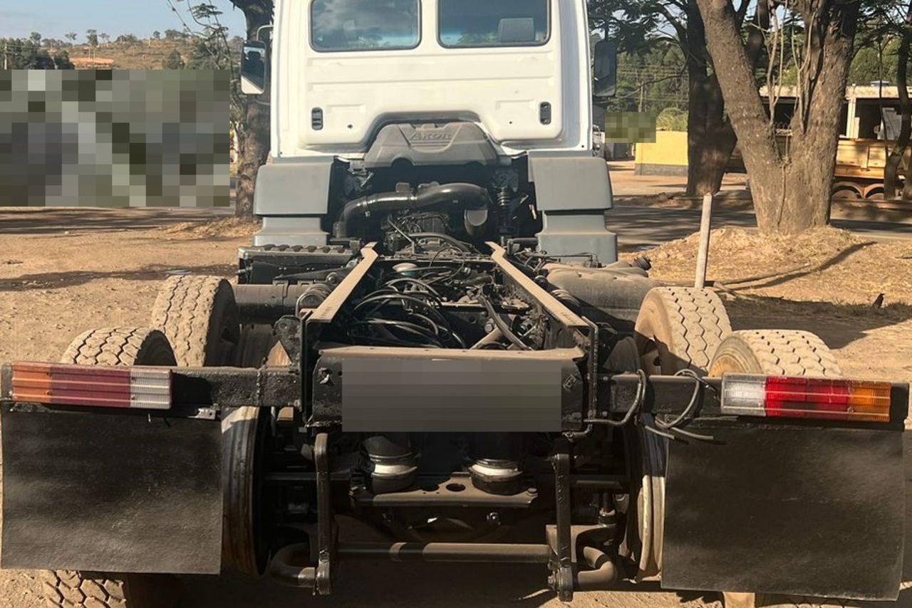 Mercedes Benz Axor 3344 - 10/11 3