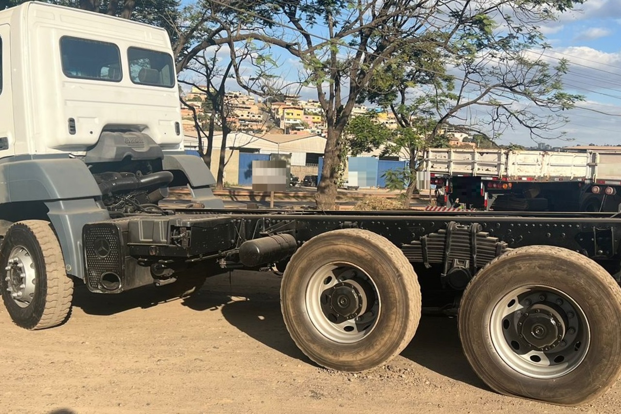 Mercedes Benz Axor 3344 - 10/11 6