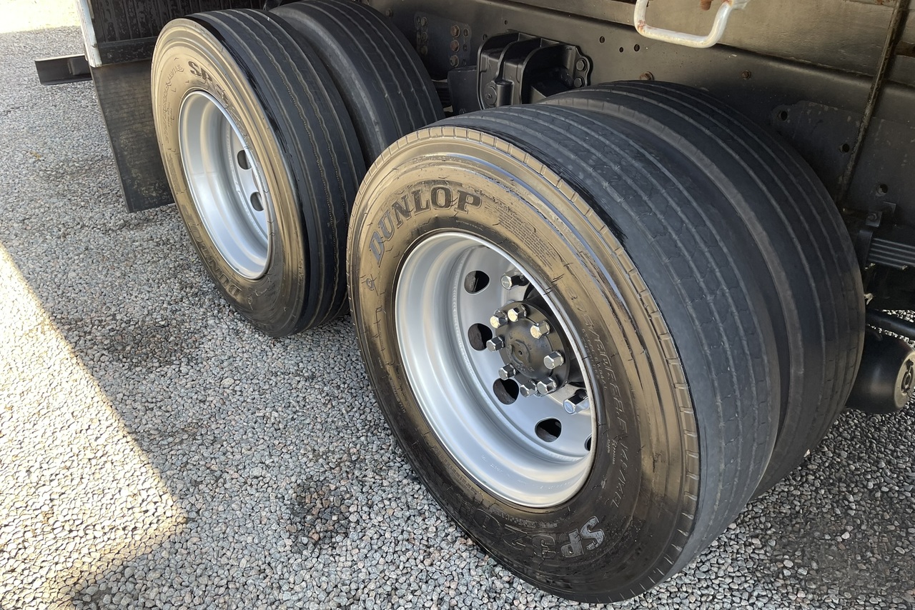 Volkswagen 24-280 E Constellation 8x2 - 21/22 6