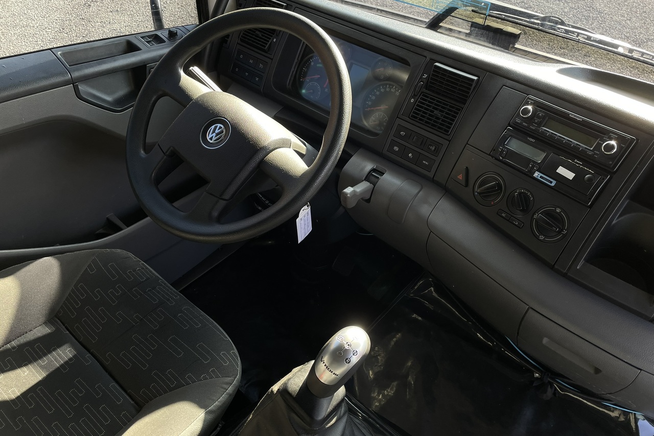 Volkswagen 24-280 E Constellation 8x2 - 21/22 11