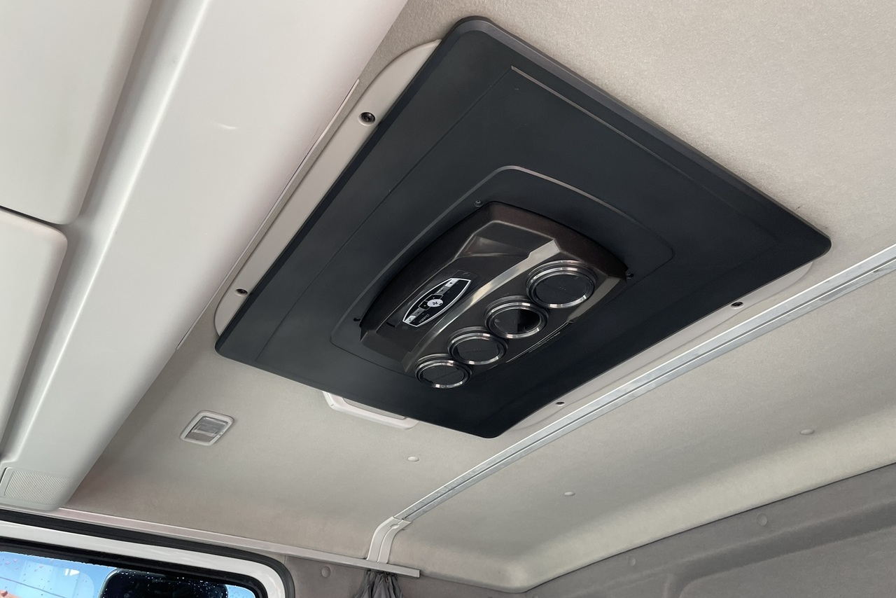 Volkswagen 24-280 E Constellation 8x2 - 21/22 15
