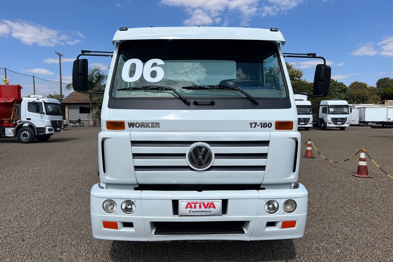 Volkswagen VW 17180 - 06/06 3