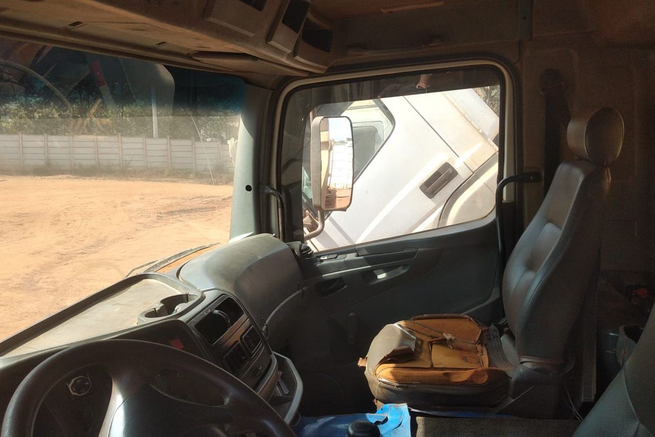 Mercedes Benz Axor 3340 - 08/08 3