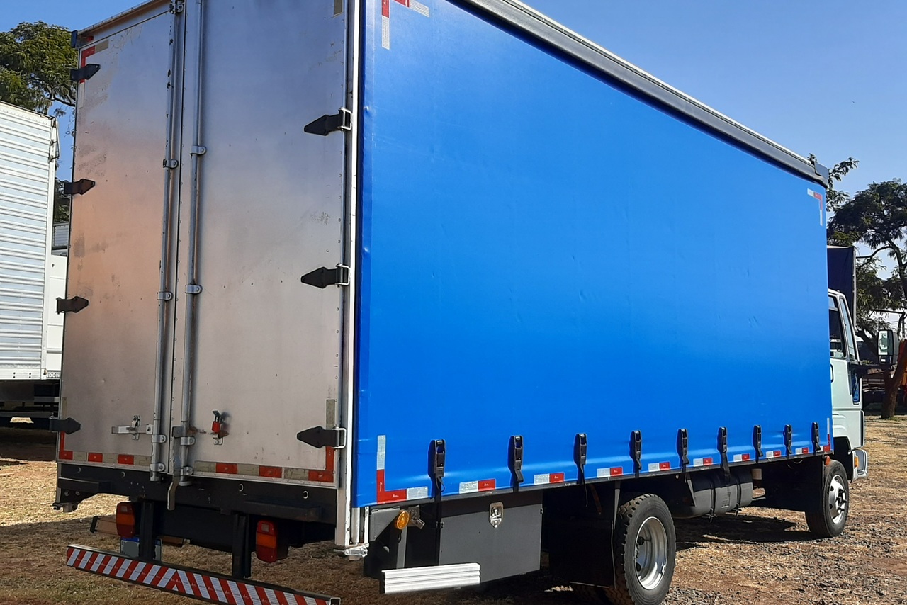 Ford Cargo712 - 10/11 8