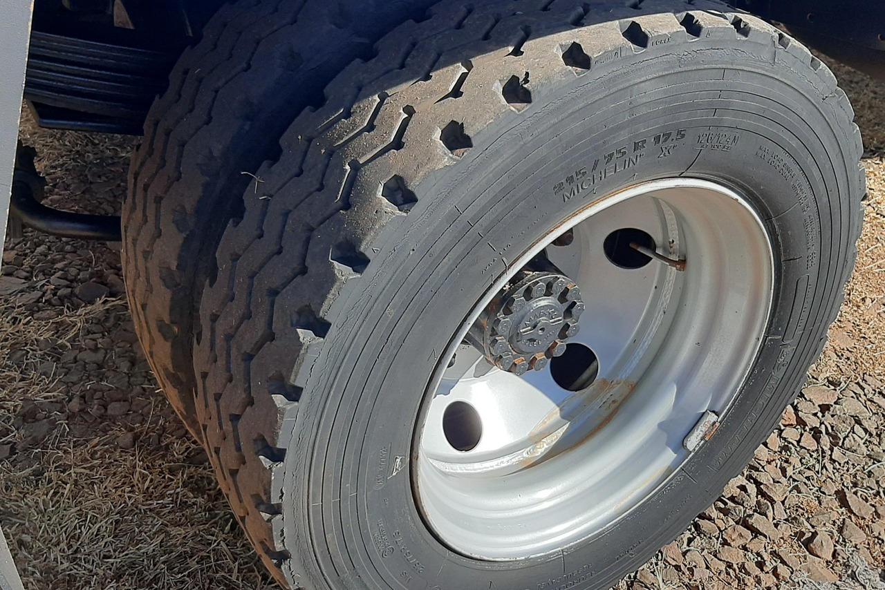Ford Cargo712 - 10/11 14