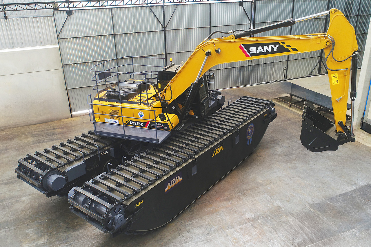 Escavadeira AIZM Machines ANFÍBIA 25 2022 no PR | Trucadão