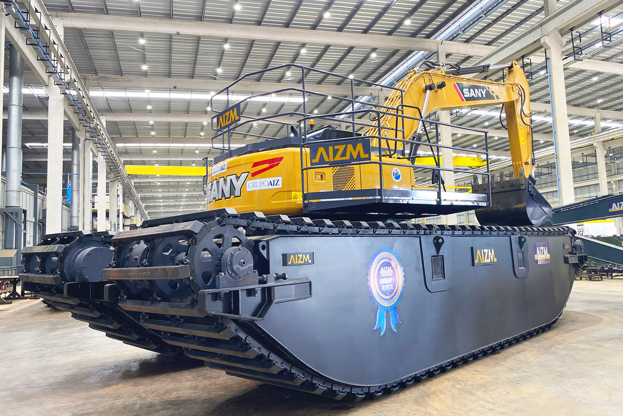 Escavadeira AIZM Machines ANFÍBIA 25 2022 no PR | Trucadão