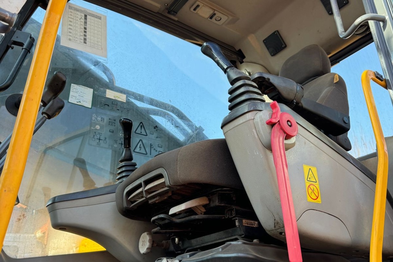 Volvo EC480 - 20/20 4