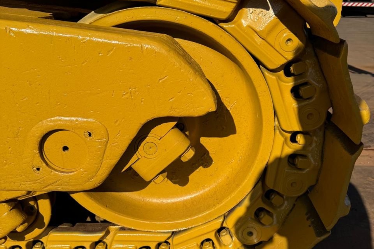 Caterpillar D8T - 19/19 4