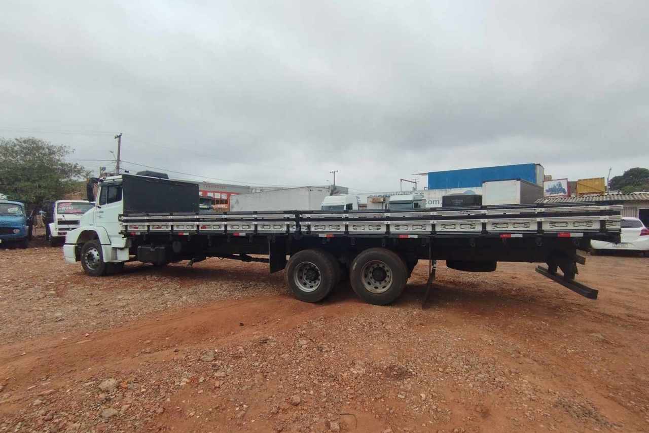 Mercedes Benz MB 1622 - 02/02 2