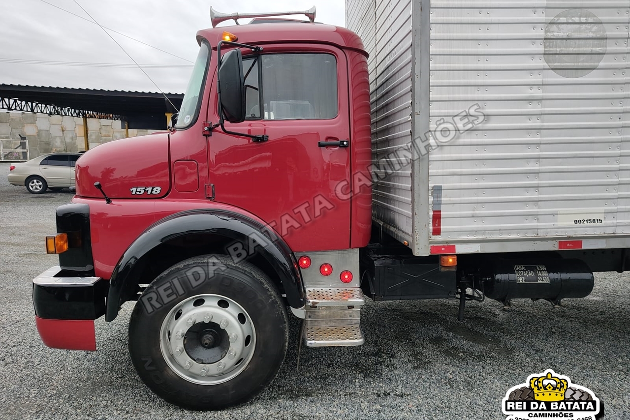 Mercedes Benz MB 1518 - 87/87 12