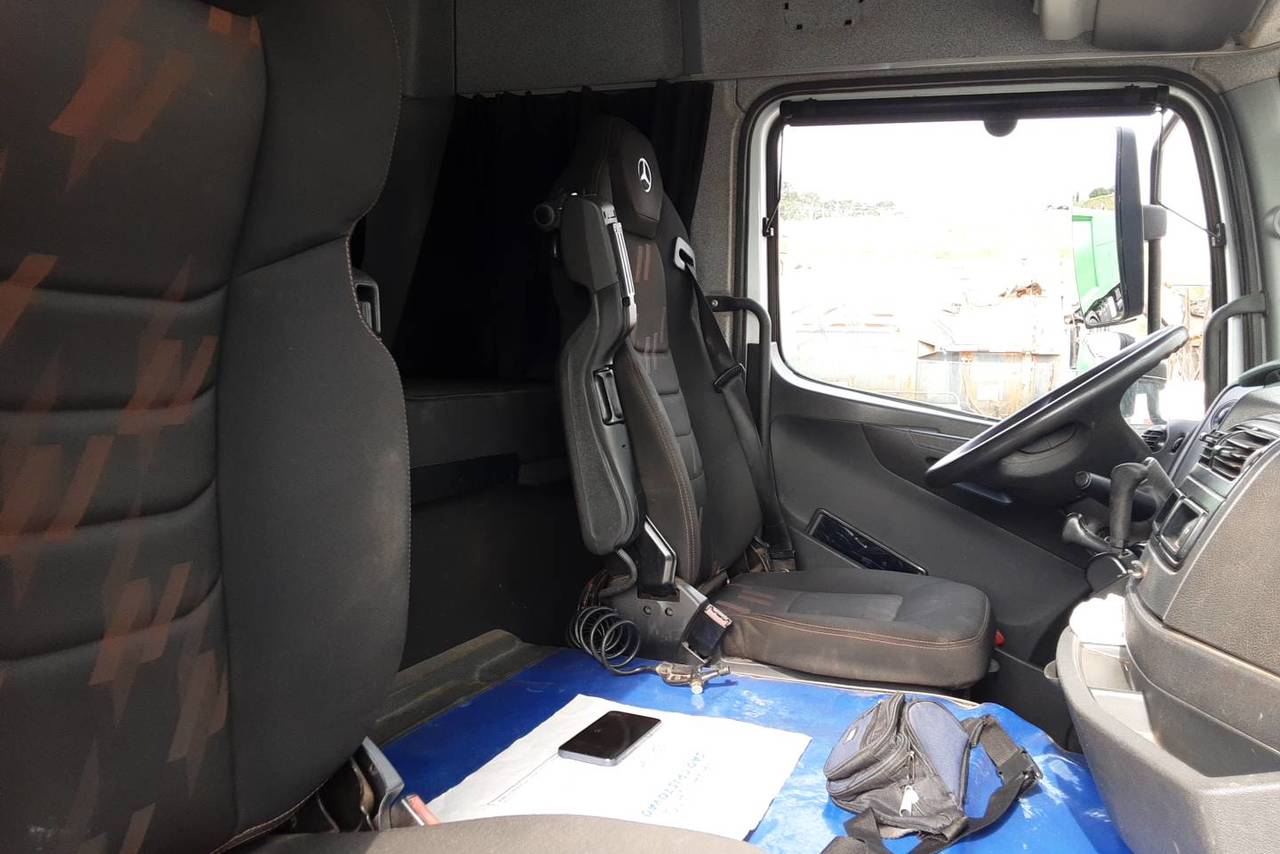 Mercedes Benz Axor 2533 - 21/22 5