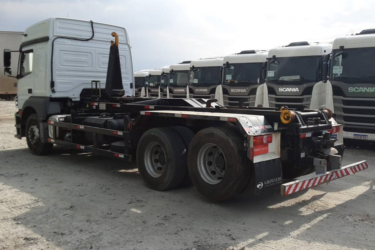 Mercedes Benz Axor 2533 - 21/22 11