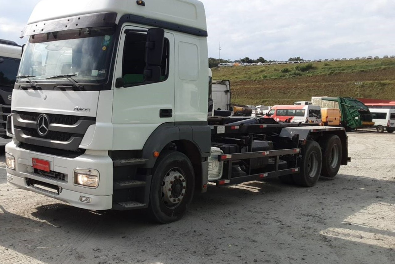 Mercedes Benz Axor 2533 - 21/22 14