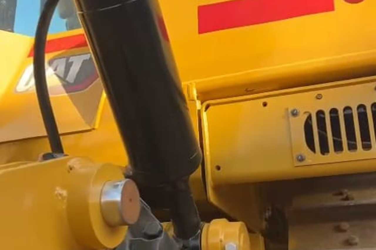 Caterpillar D8T - 22/22 2