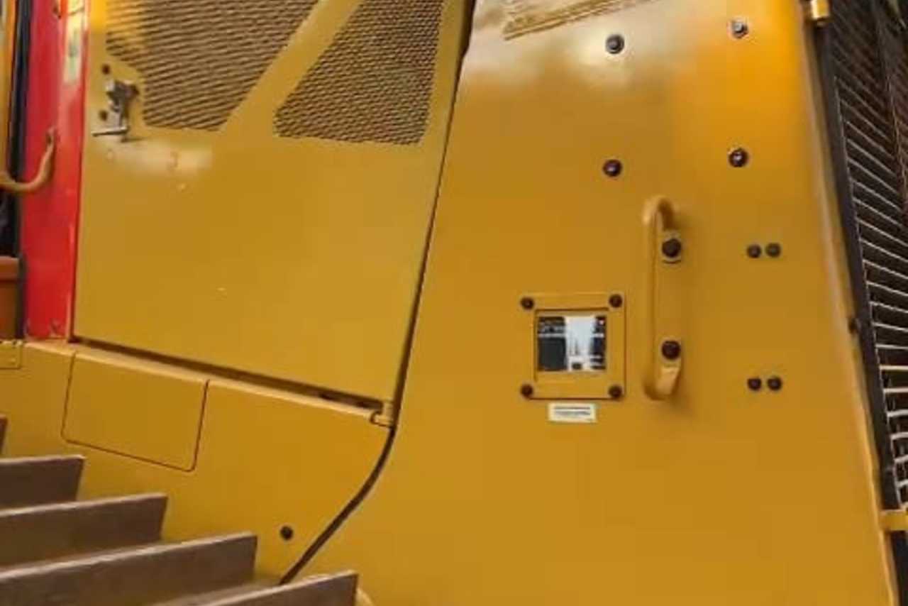 Caterpillar D8T - 22/22 7