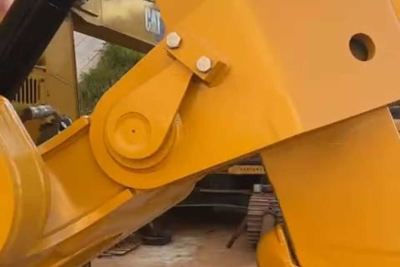 Caterpillar D8T - 22/22 8