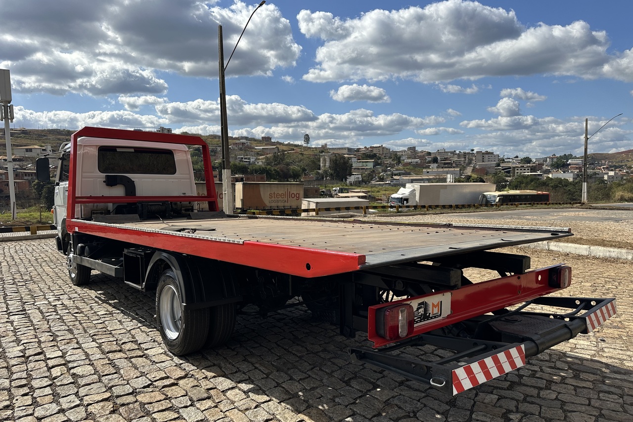 Volkswagen 8 160 - 15/15 10