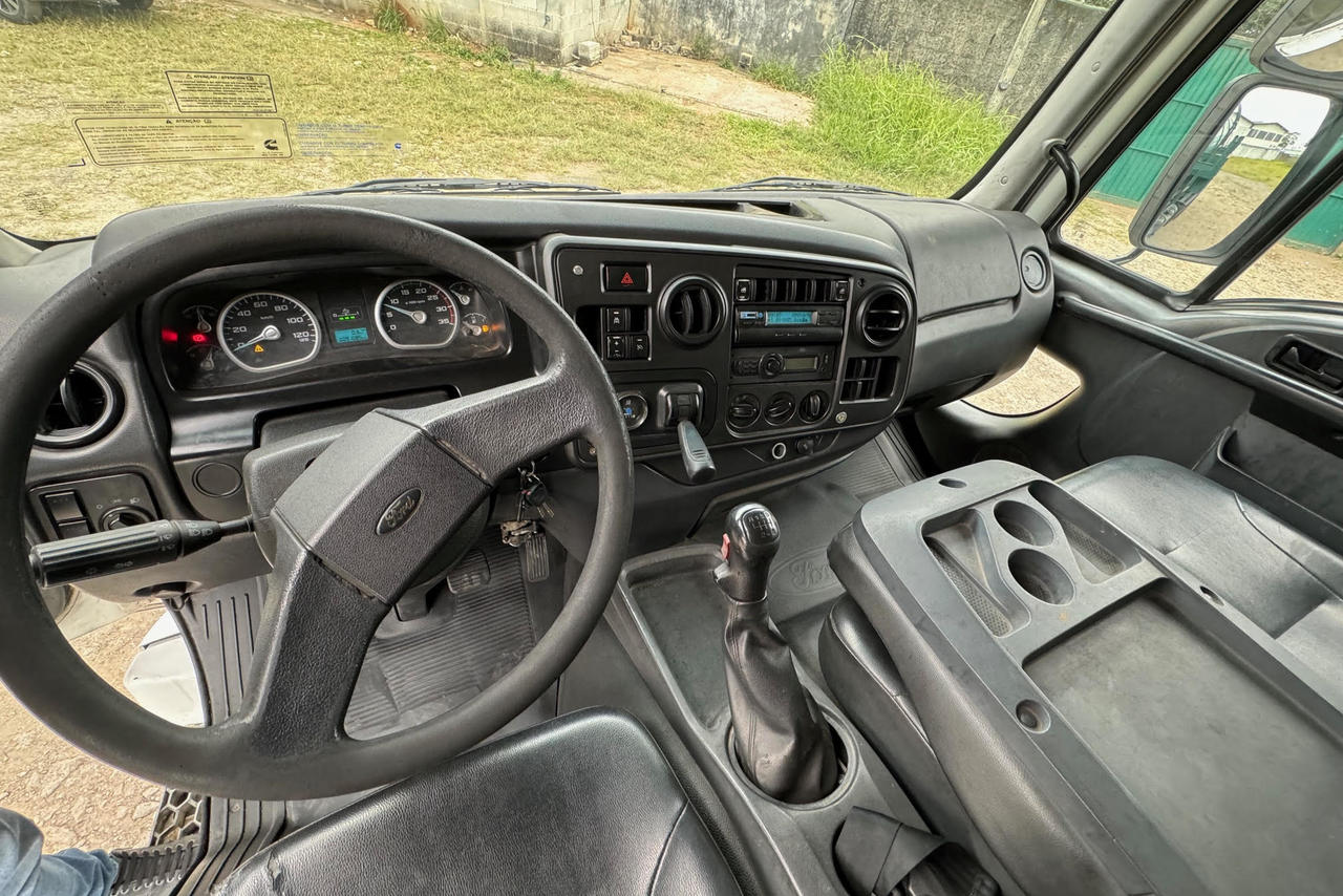 Ford Cargo 1519 - 13/13 4