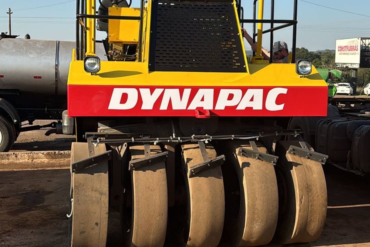 Dynapac CP271 - 06/06 5