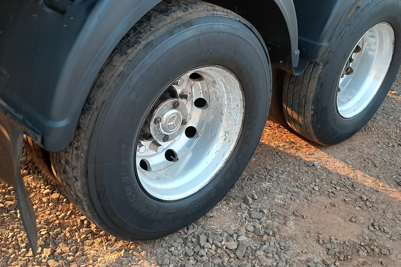 Mercedes Benz Atego 2425 - 08/08 11