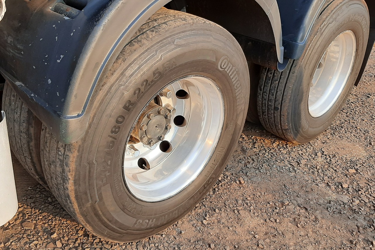 Mercedes Benz Atego 2425 - 08/08 13