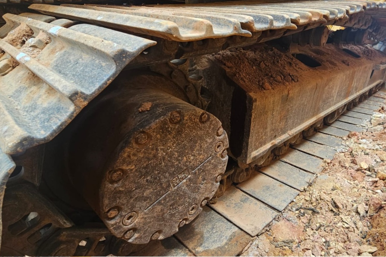 Komatsu PC160 LC - 09/09 9