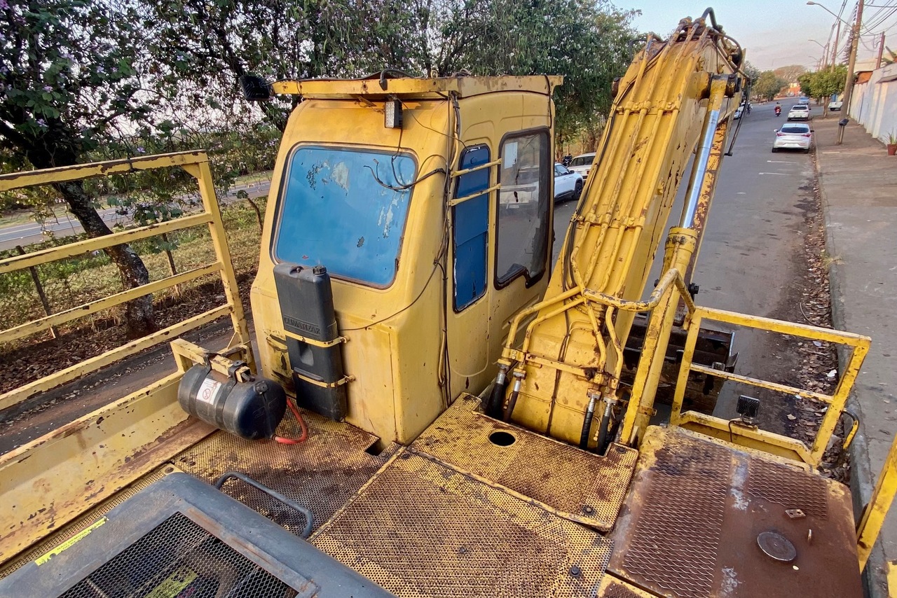 Komatsu PC200 - 09/09 15