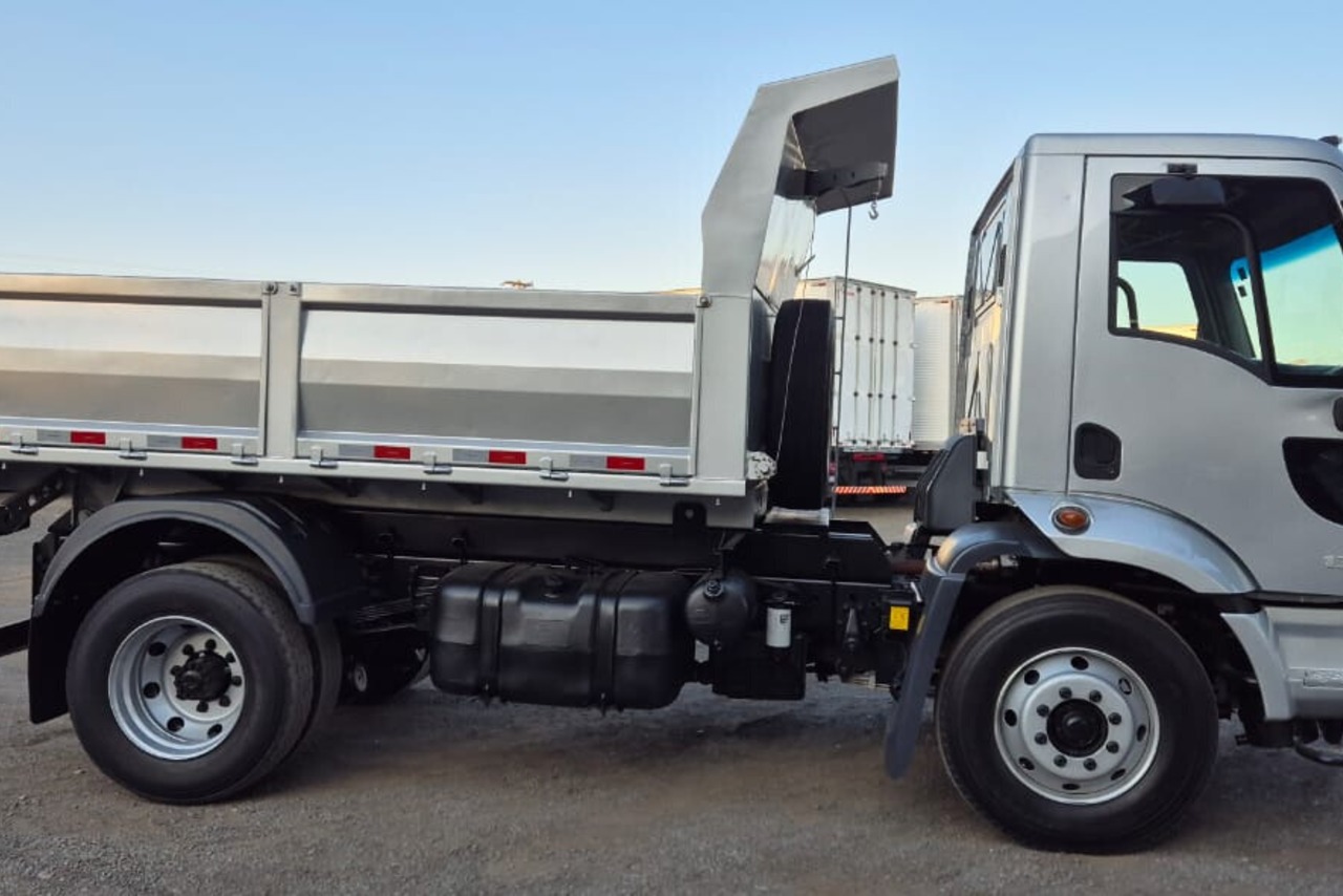 Ford Cargo1317 - 11/12 8