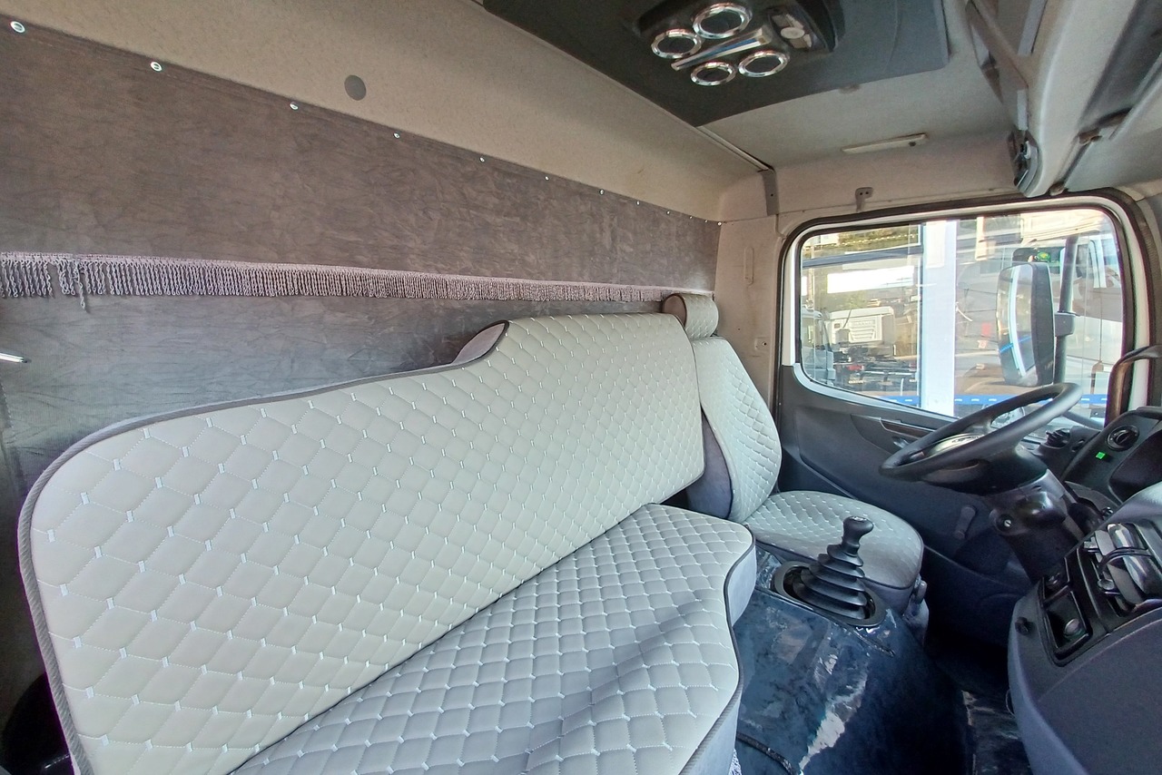 Mercedes Benz Atego 2428 - 11/12 15
