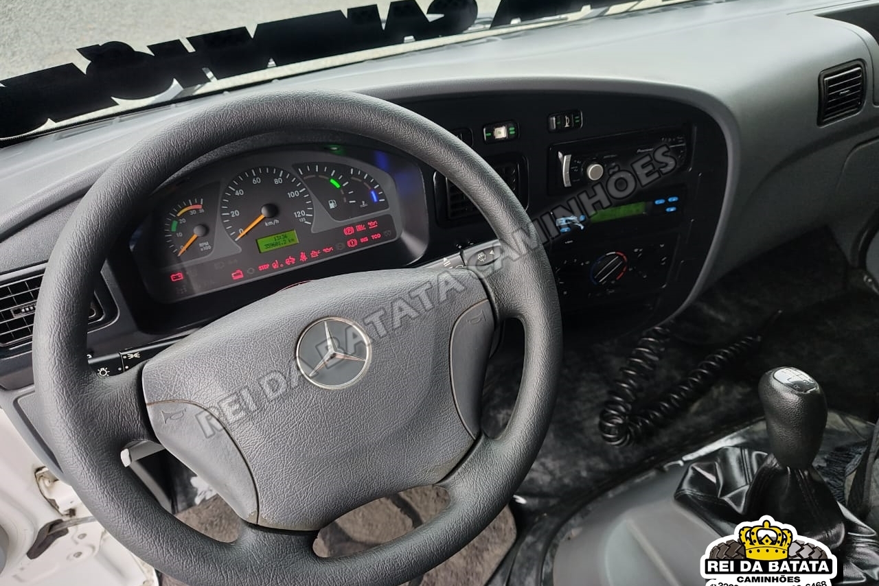 Mercedes Benz Accelo 915 - 12/12 2