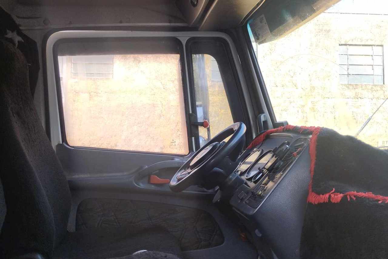 Mercedes Benz MB 1620 - 09/09 2
