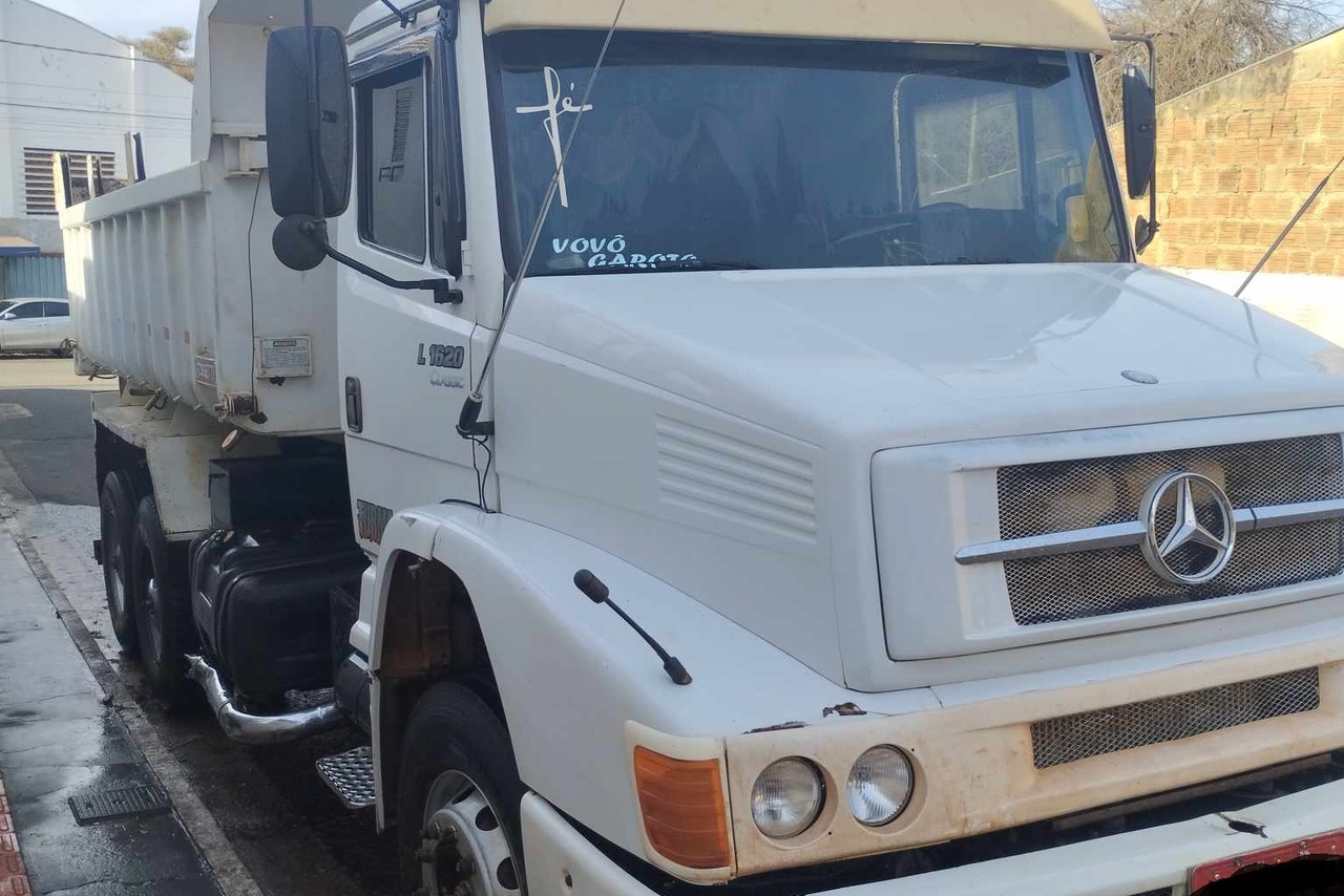 Mercedes Benz MB 1620 - 09/09 5