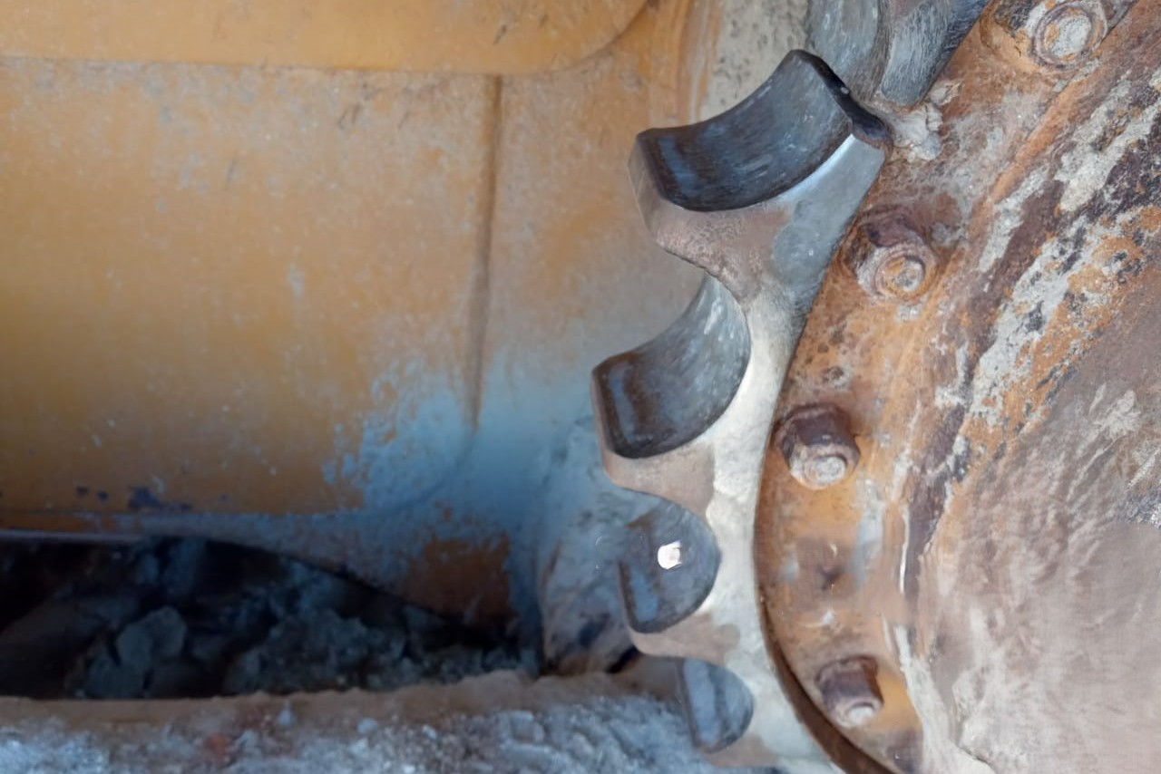 Caterpillar D6T XL - 13/13 18