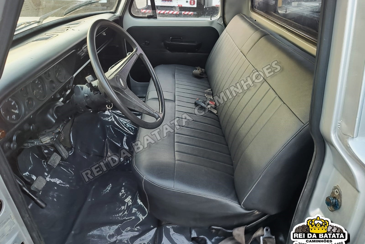 Ford F4000 - 89/89 5