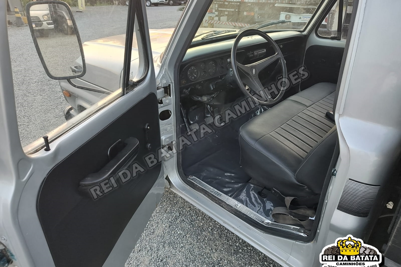 Ford F4000 - 89/89 12