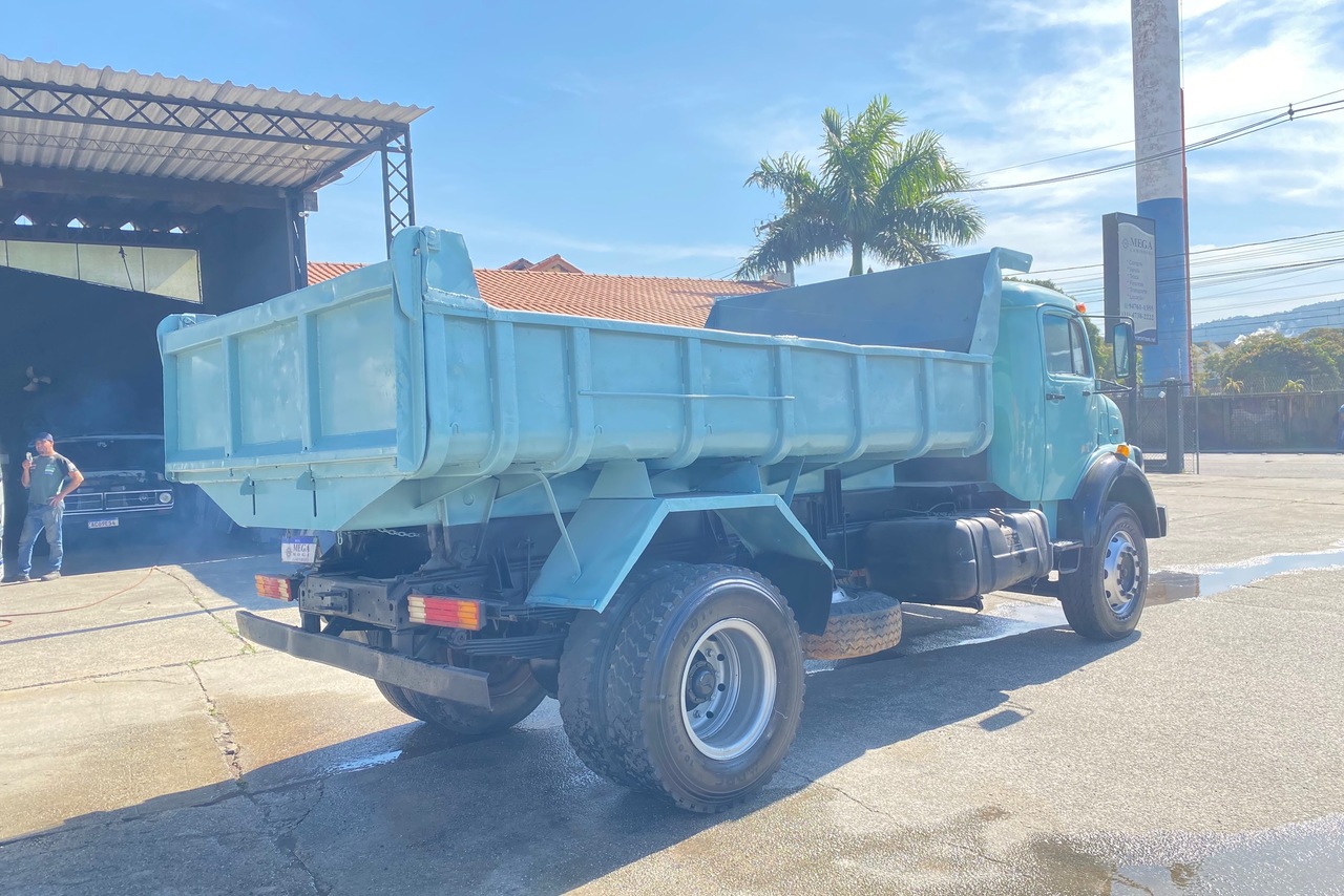 Mercedes Benz Atego 1318 - 87/87 8