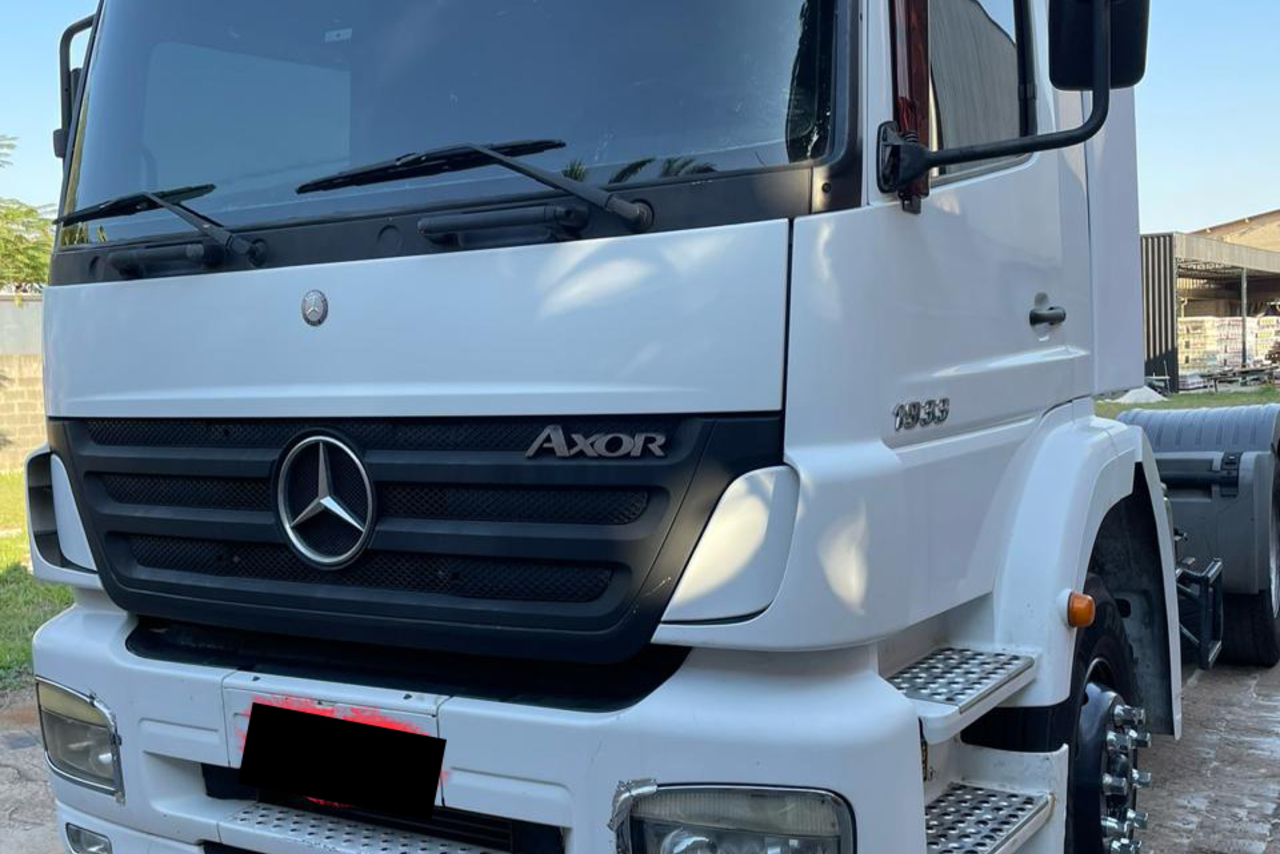 Mercedes Benz Axor 1933 - 06/06 15