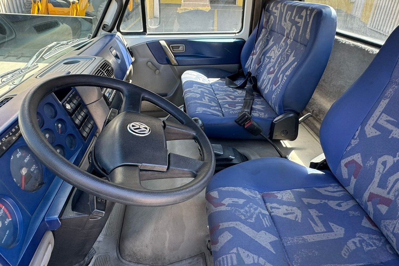 Volkswagen 8 120 - 11/11 4