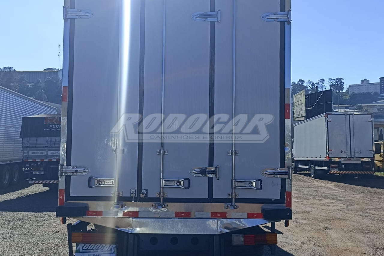 Mercedes Benz Accelo 815 - 12/12 13