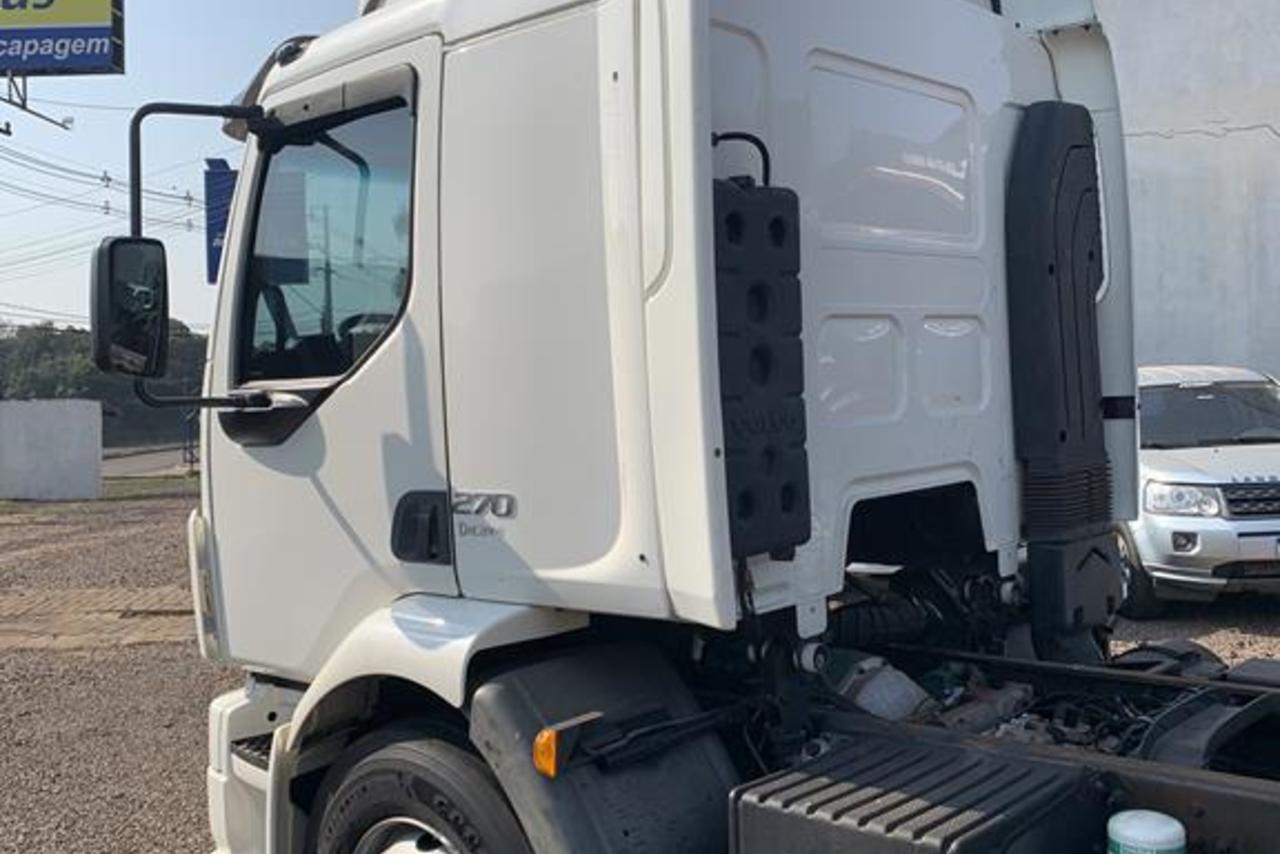 Volvo VM 270 - 14/14 5