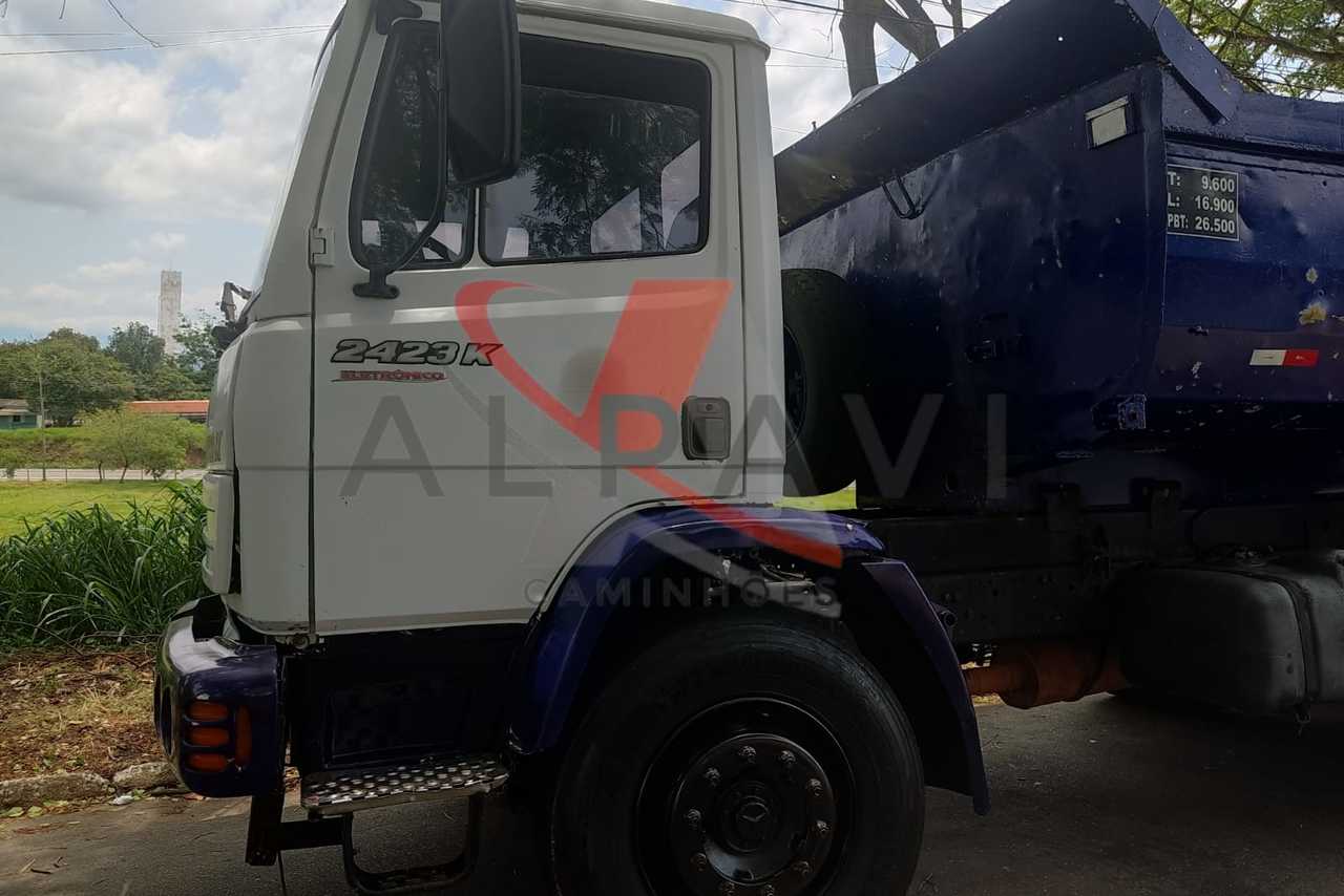 Mercedes Benz Atego 2423 - 08/08 6